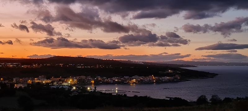 Brucoli al tramonto